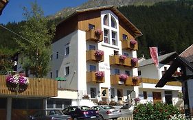 Pension Villa Claudia Augusta